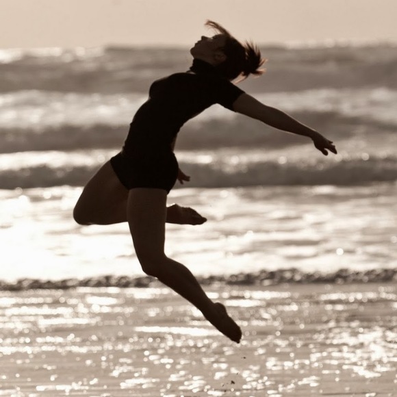 Meet your Posher, Brooke - Picture 1 of 1